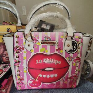 La Philipe New with Tags Juicy Lips Collection - White